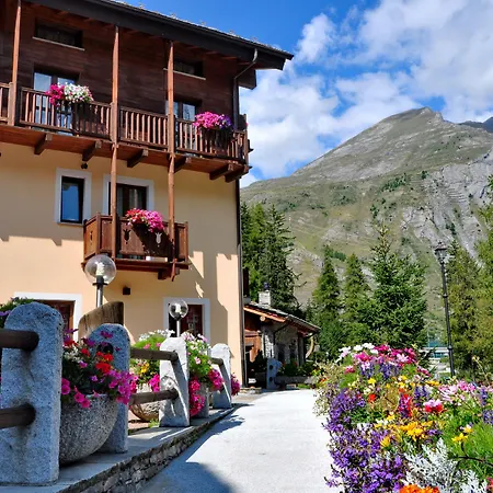 Boton D'or & Wellness A Hotel La Thuile